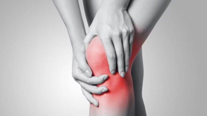घुटनों के दर्द से राहत पाने के लिए आप भी कर सकते है इन चीजों का इस्तेमाल, जाने इनसे होने वाले फायदे