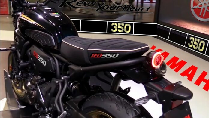 Bullet का सूफड़ा साफ़ कर देगी Yamaha RD 350 की धांसू लुक और स्टैण्डर्ड फीचर्स वाली बाइक